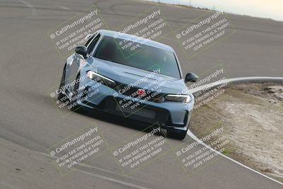 media/Dec-19-2025-Lucky Dog Racing (Fri) [[3b7b1b5fc8]]/Beginner/Session 4 Turn 2 3 Speed Pan/